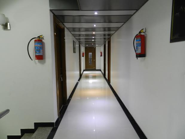 Hotel Parth Inn Ghaziabad Exteriör bild