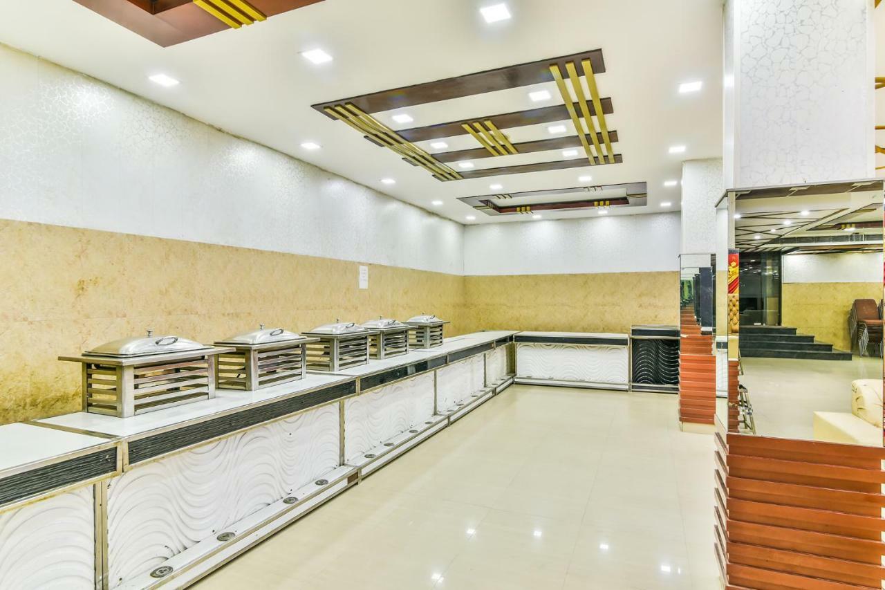 Hotel Parth Inn Ghaziabad Exteriör bild
